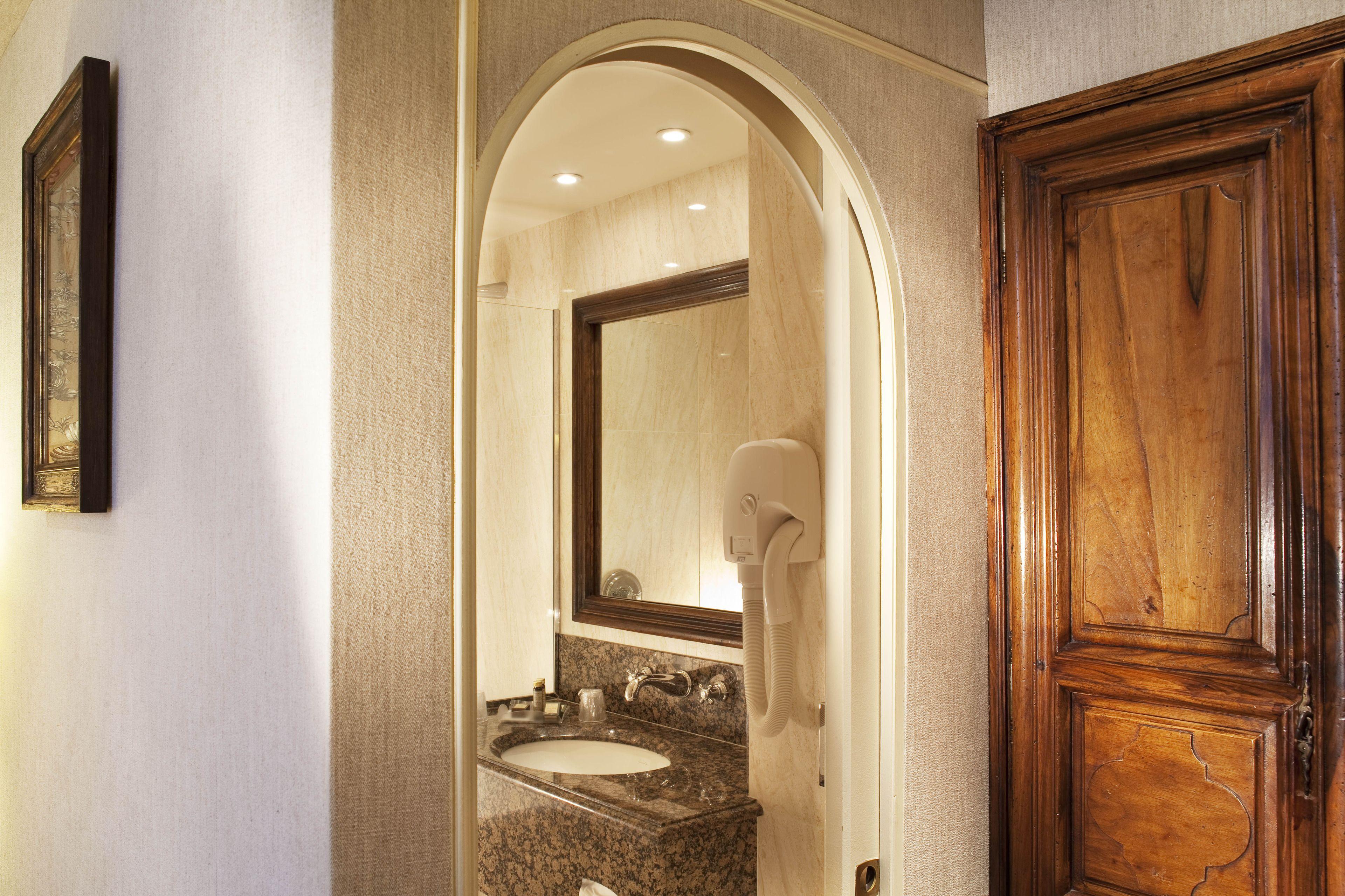 Hotel Left Bank Saint Germain Paris