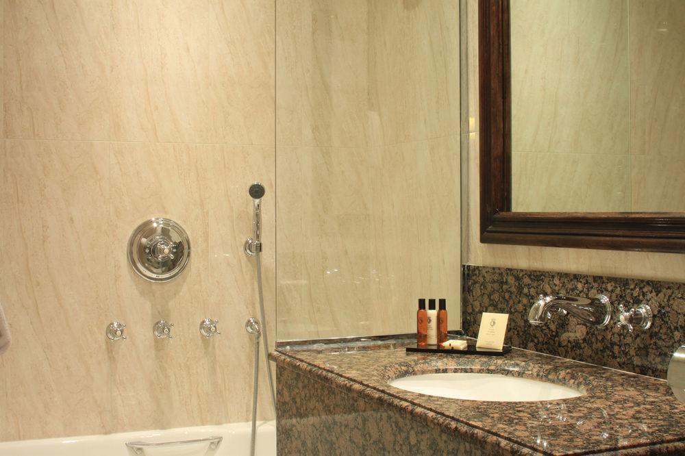 Left Bank Saint Germain